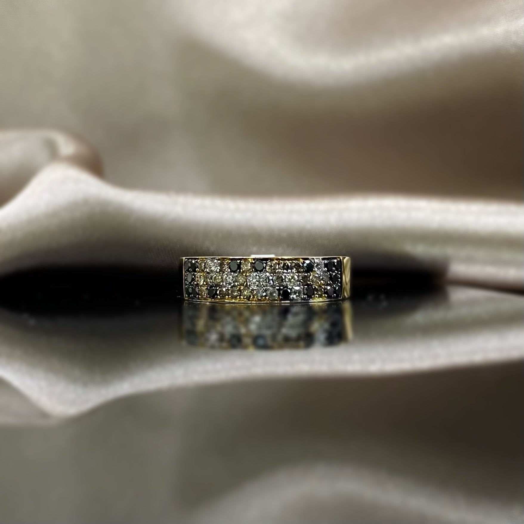 Пръстен с диаманти от жълто злато LIMITED EDITION 0.49 карата